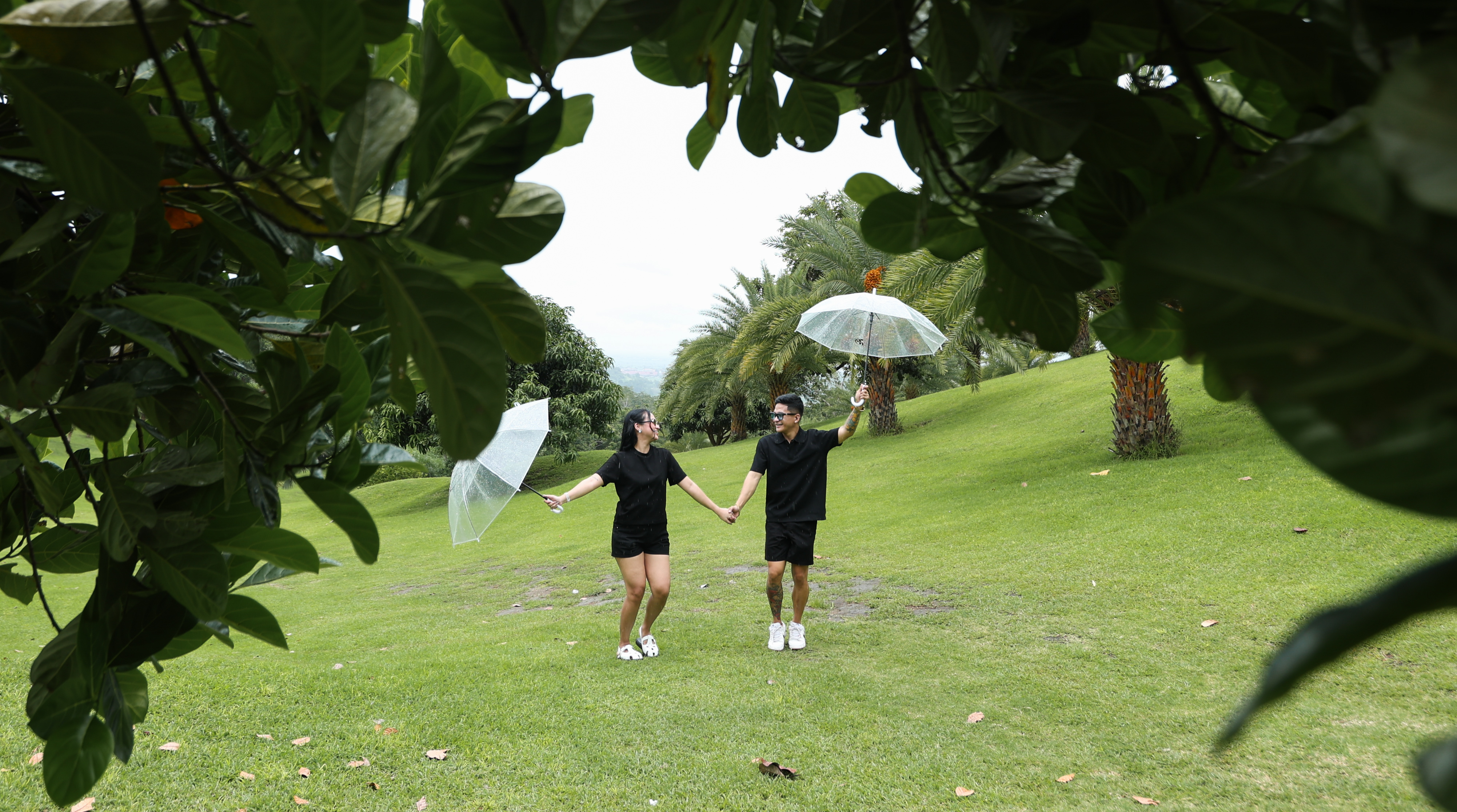 SJ and Emery — umbrella fun